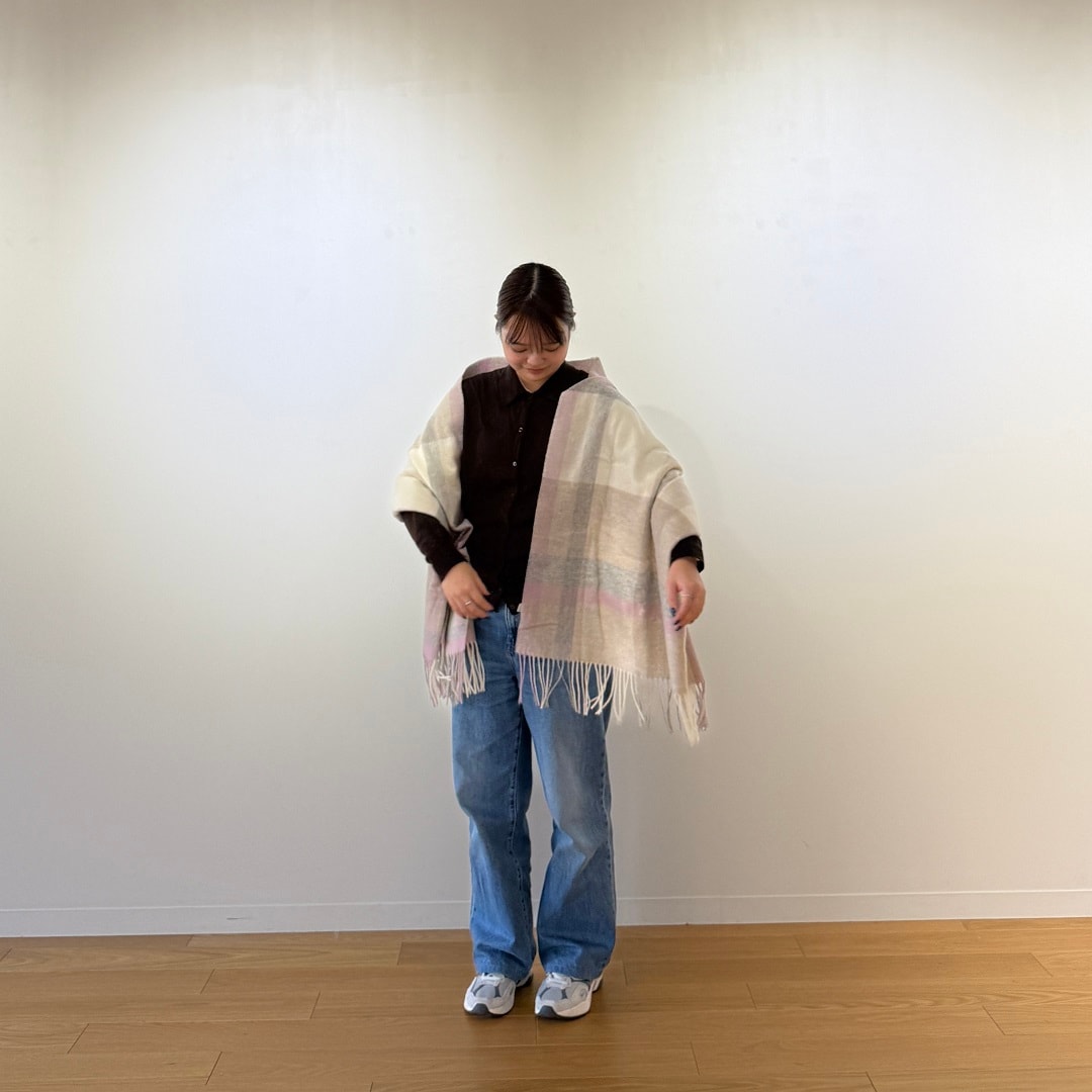 045789_20251123_28_04