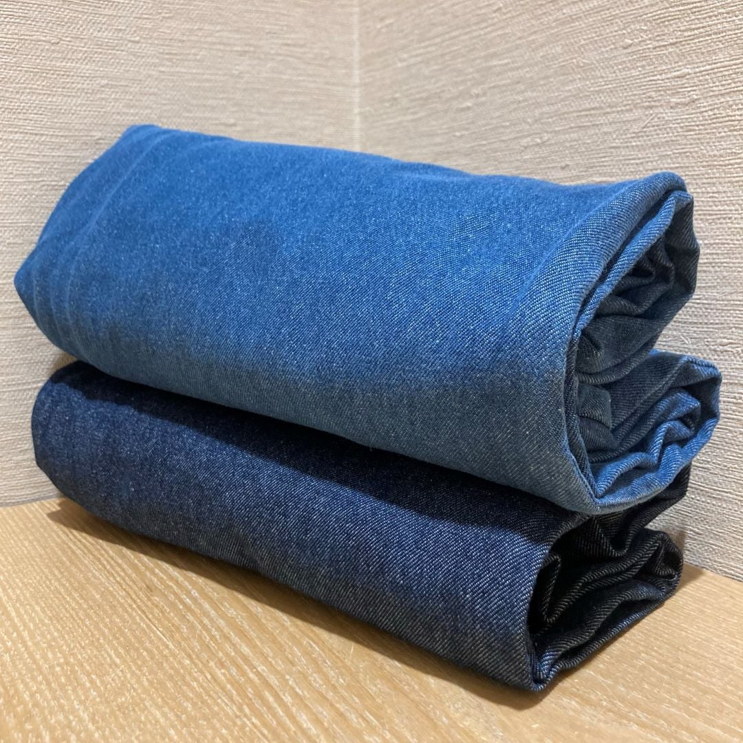 【イオンスタイル河辺】デニムイージーテーパードパンツ２色を並べた画像