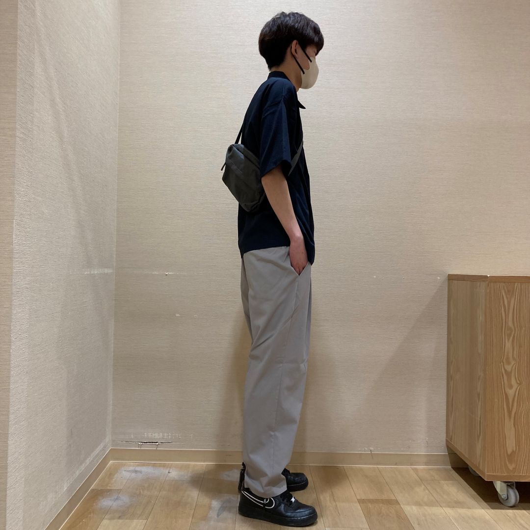 【イオンスタイル河辺】風を通すシリーズの横向きのスタッフの写真