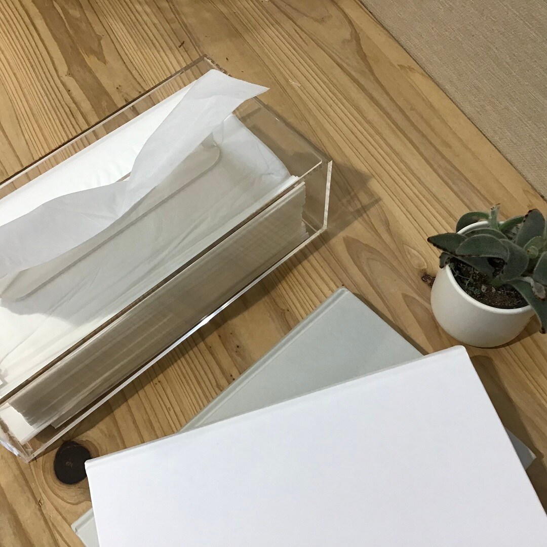 アクリル