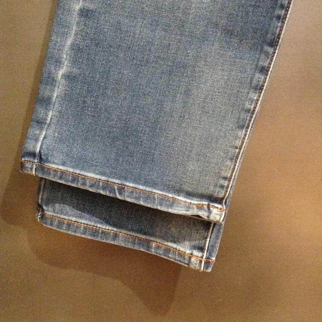 45930_201211_05