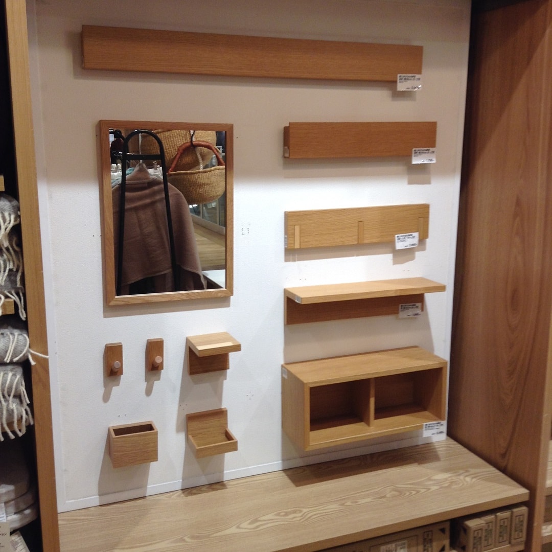 【天神大名】壁に付けられる家具