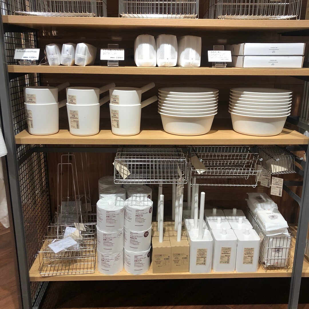売場　トイレバス用品