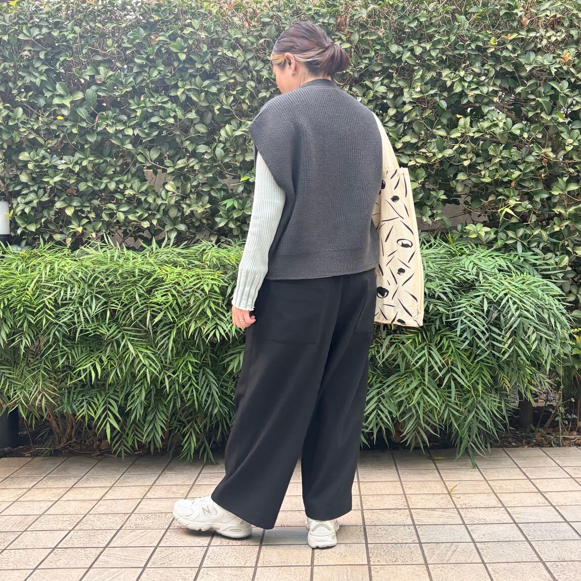 046050-20251024-066-02