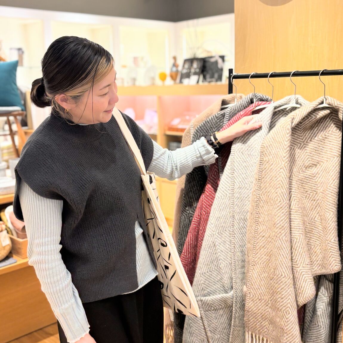 046050-20251024-066-04