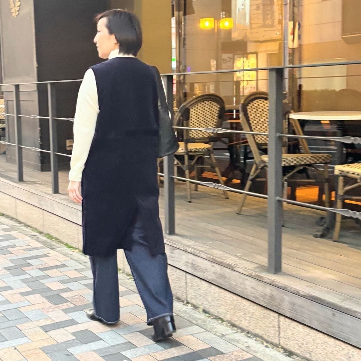 046050-20251029-067-03