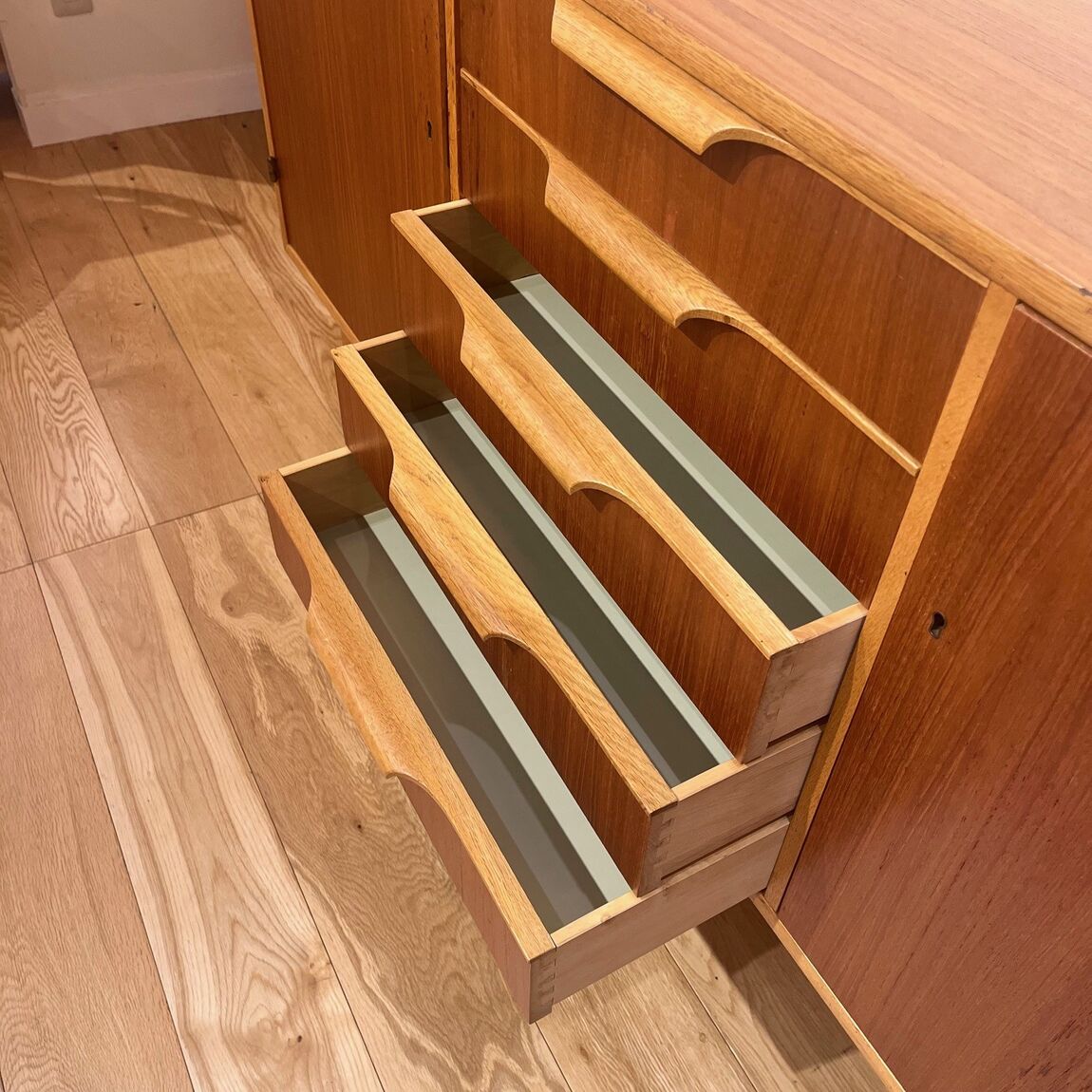 046050-20251224-000-02