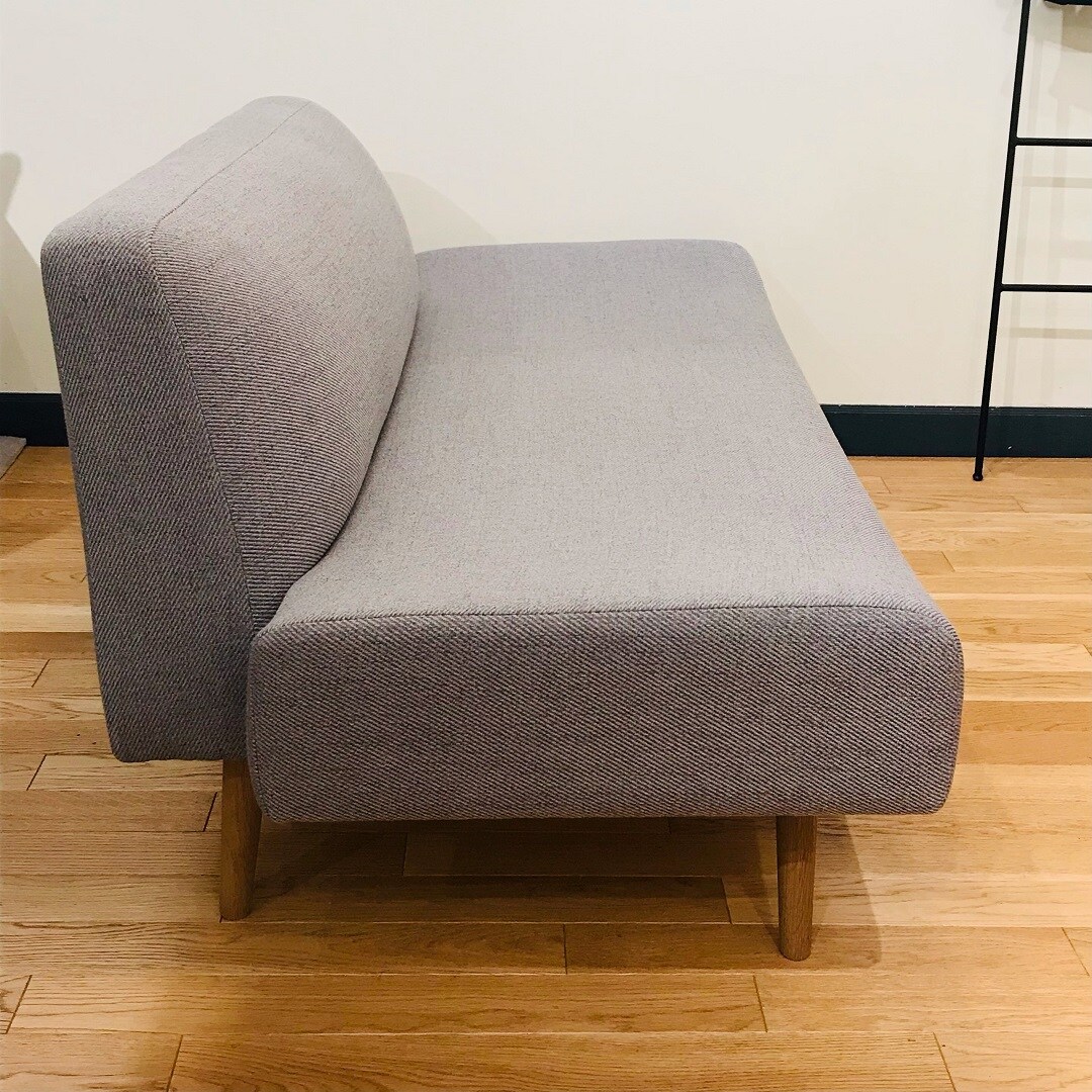 展示家具一部販売のお知らせ