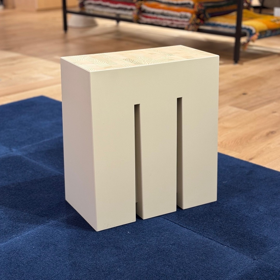 ORM FIND STOOL Slit