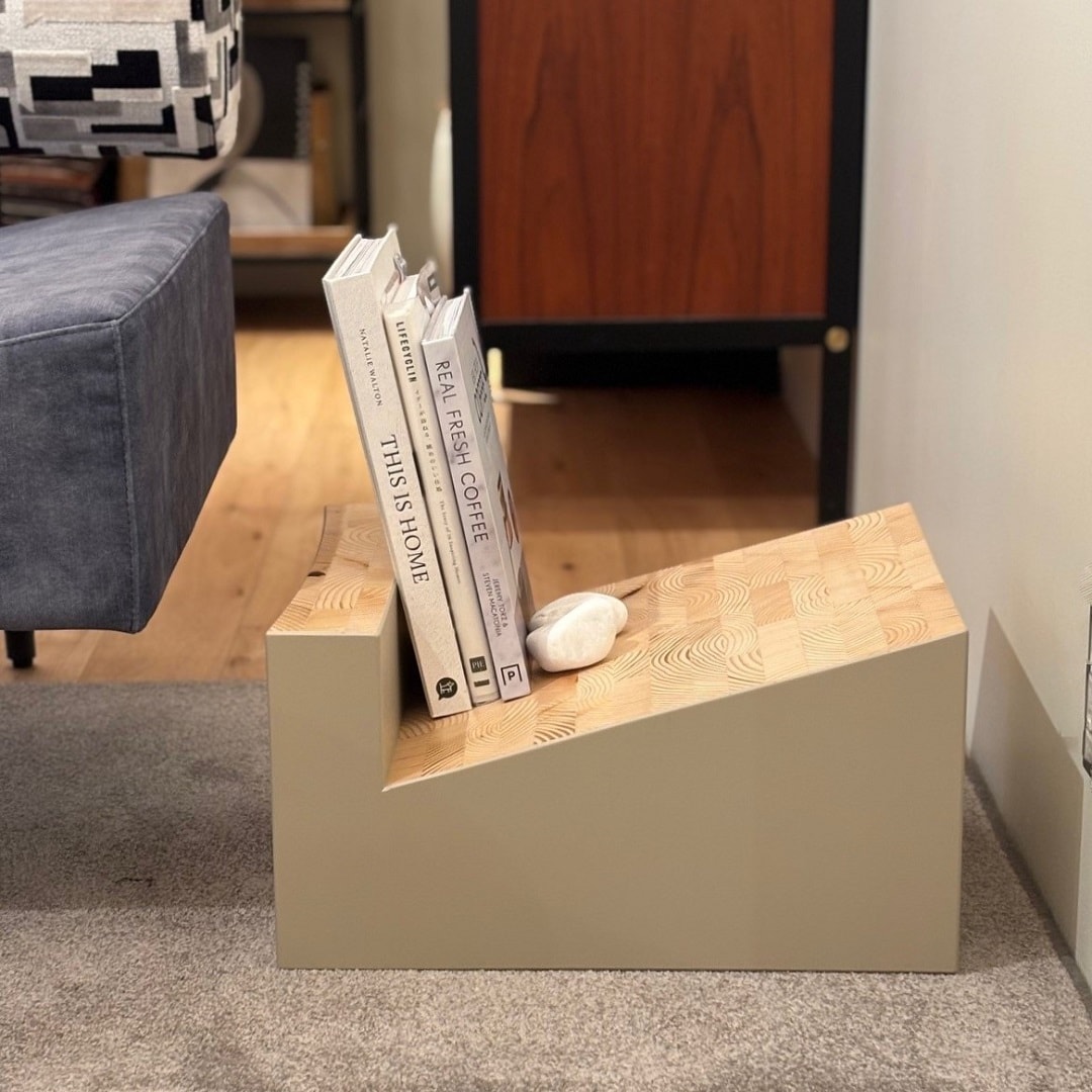 FORM FIND STOOL