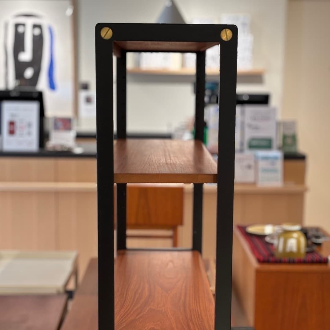 BOOKSHELF