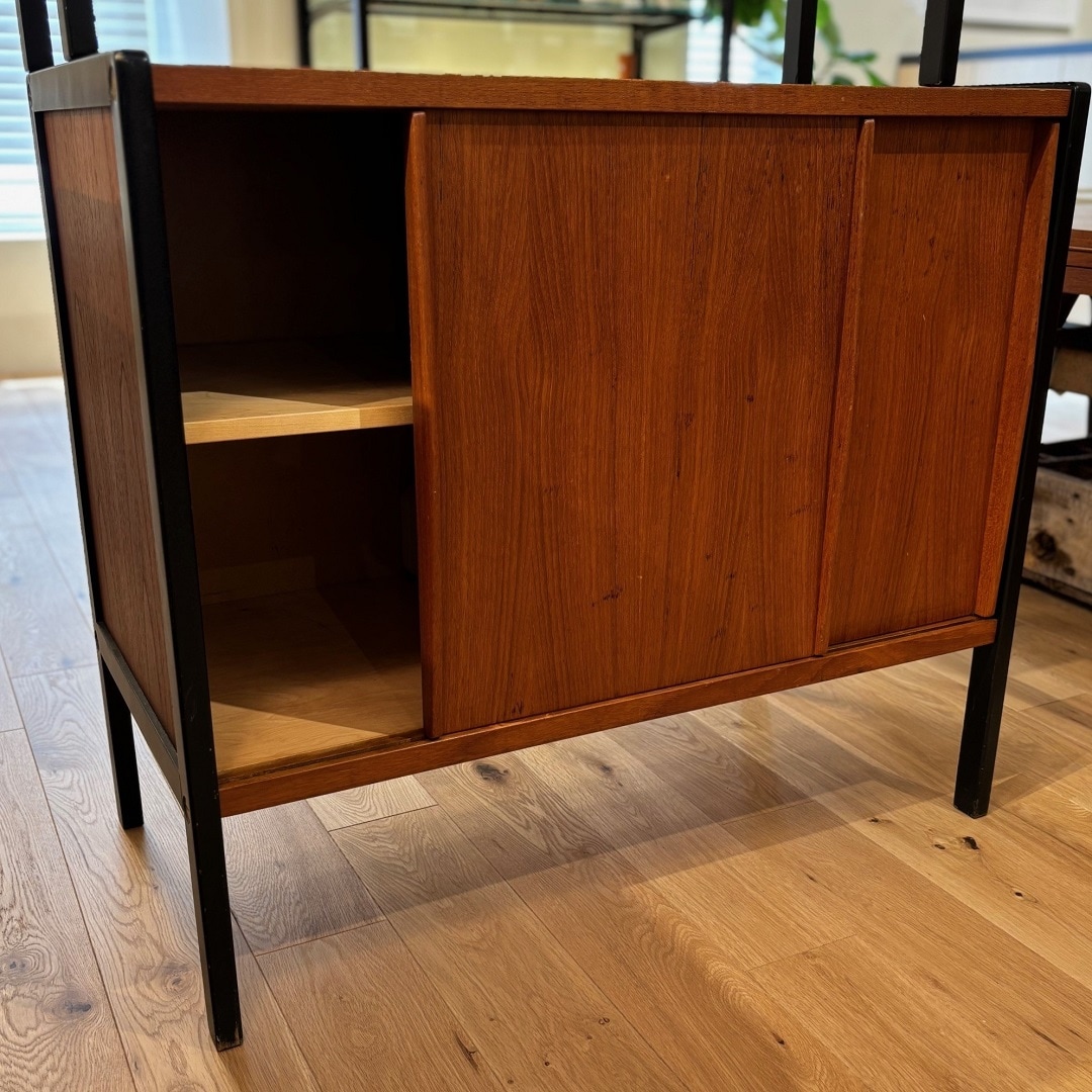 BOOKSHELF