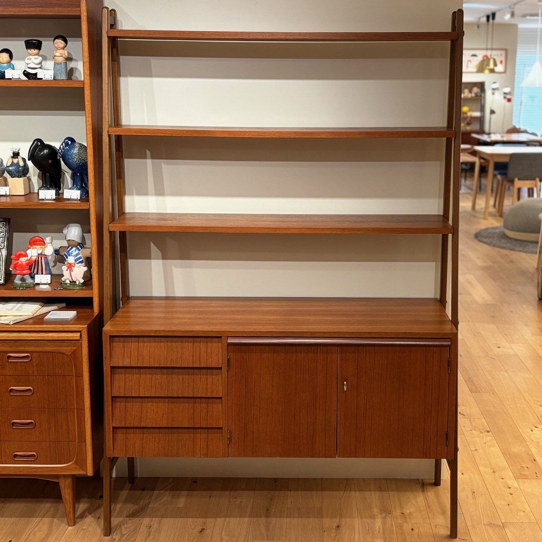 ヴィンテージシェルフ写真１