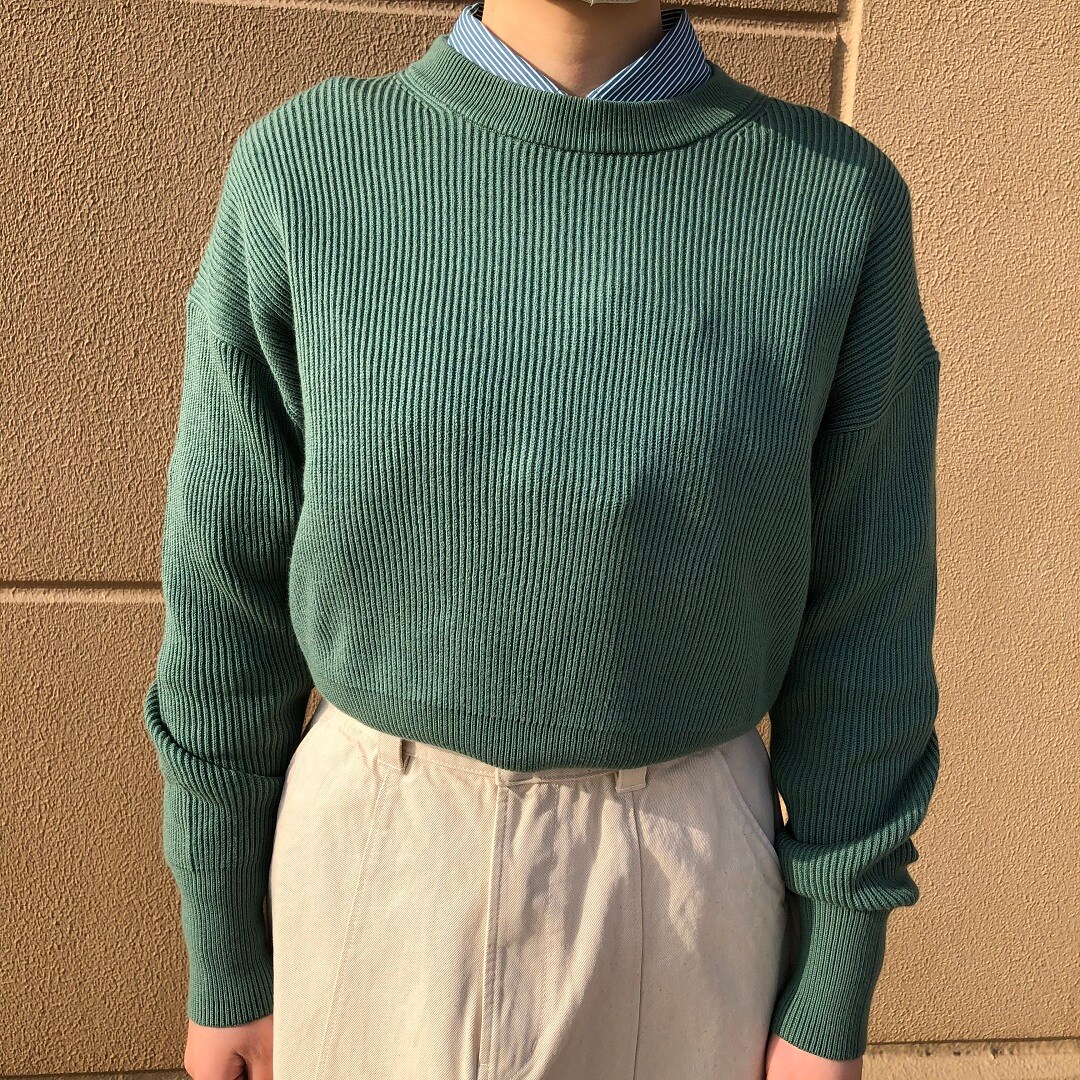 洗える畦編みショート丈クルーネックセーター