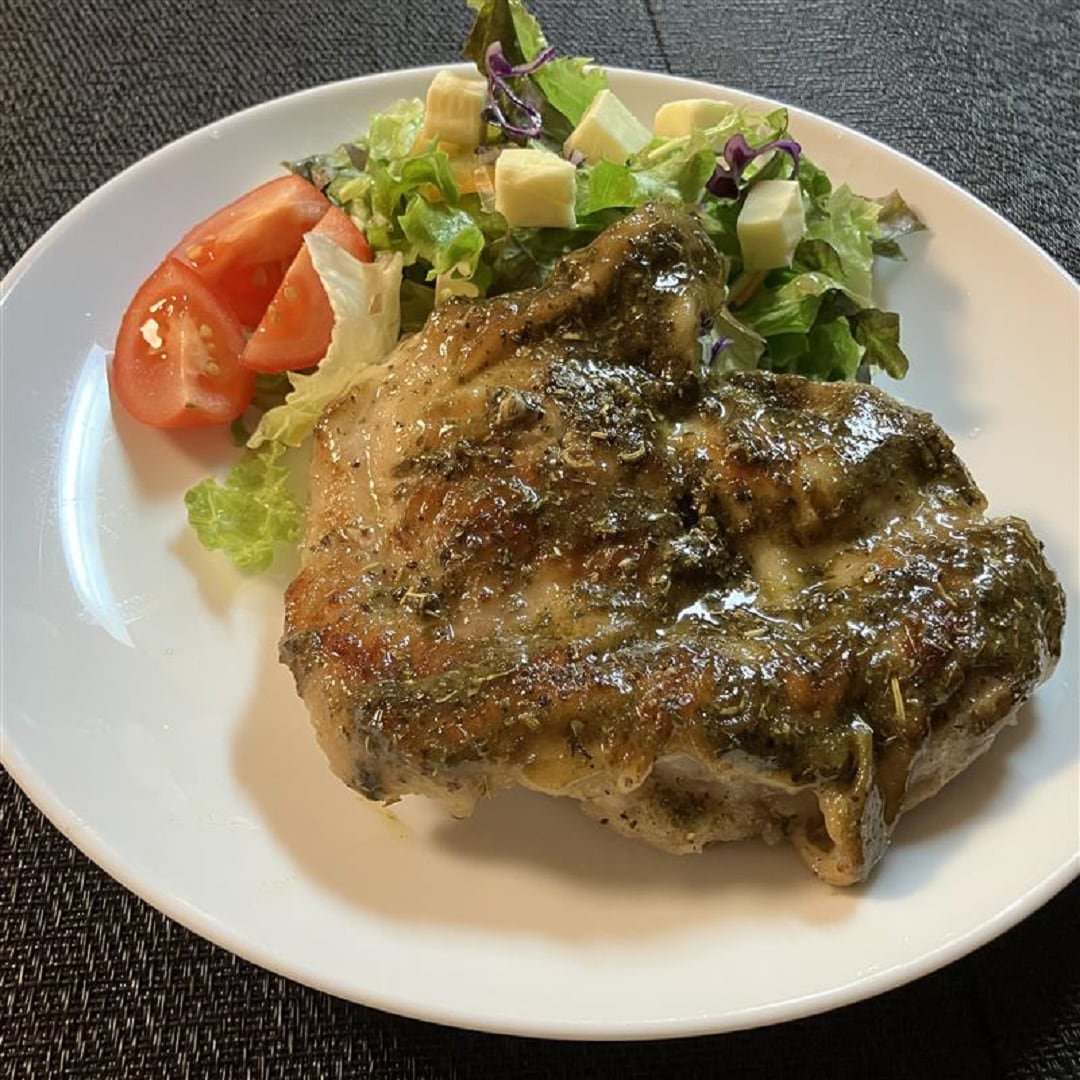 ハーブと岩塩のローストチキンの素