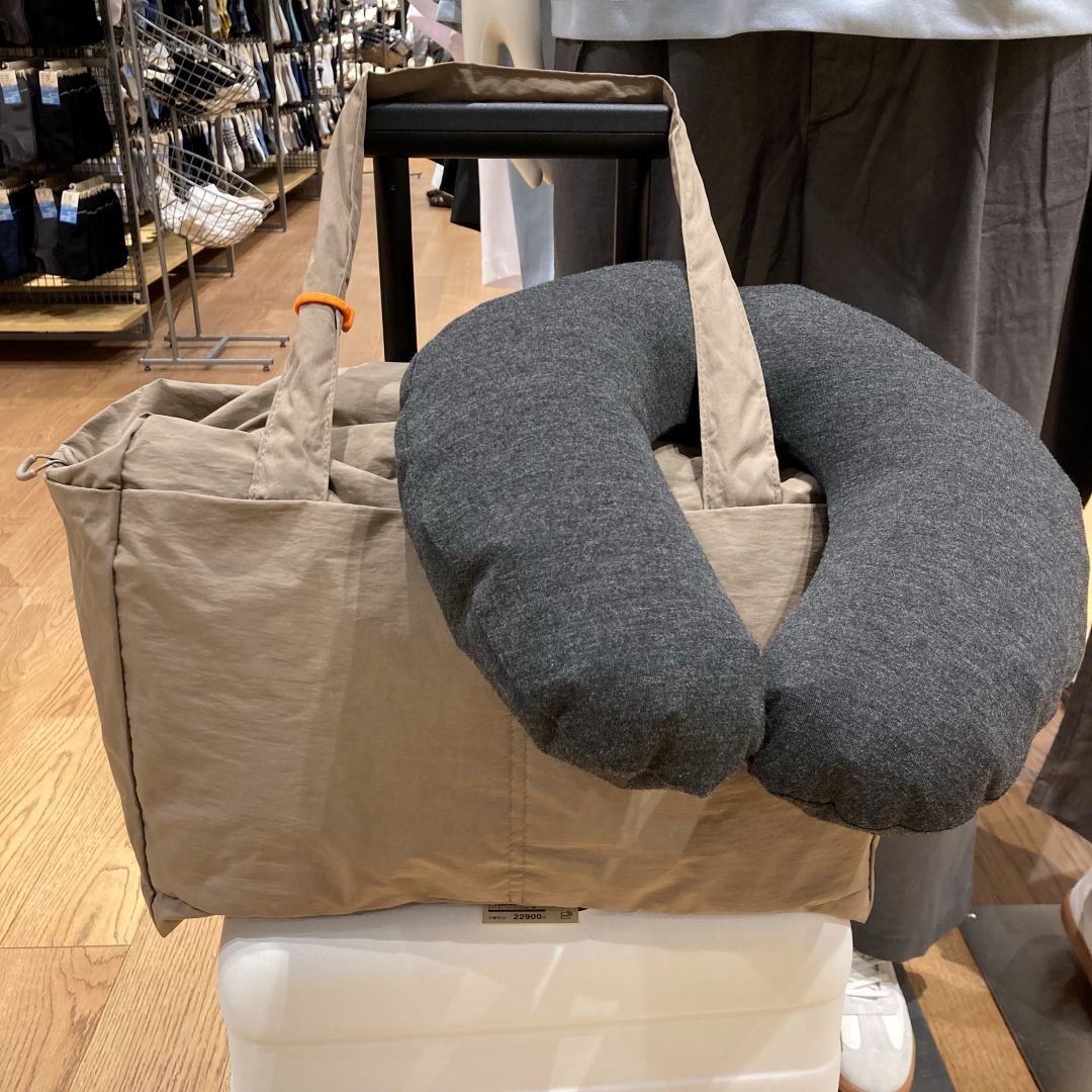 https://contents.muji.com/jp/sites/jp/files/046315_202606%20%E3%83%9C%E3%82%B9%E3%83%88%E3%83%B3%E3%81%A8%E3%83%8D%E3%83%83%E3%82%AF%E3%82%AF%E3%83%83%E3%82%B7%E3%83%A7%E3%83%B3.jpg