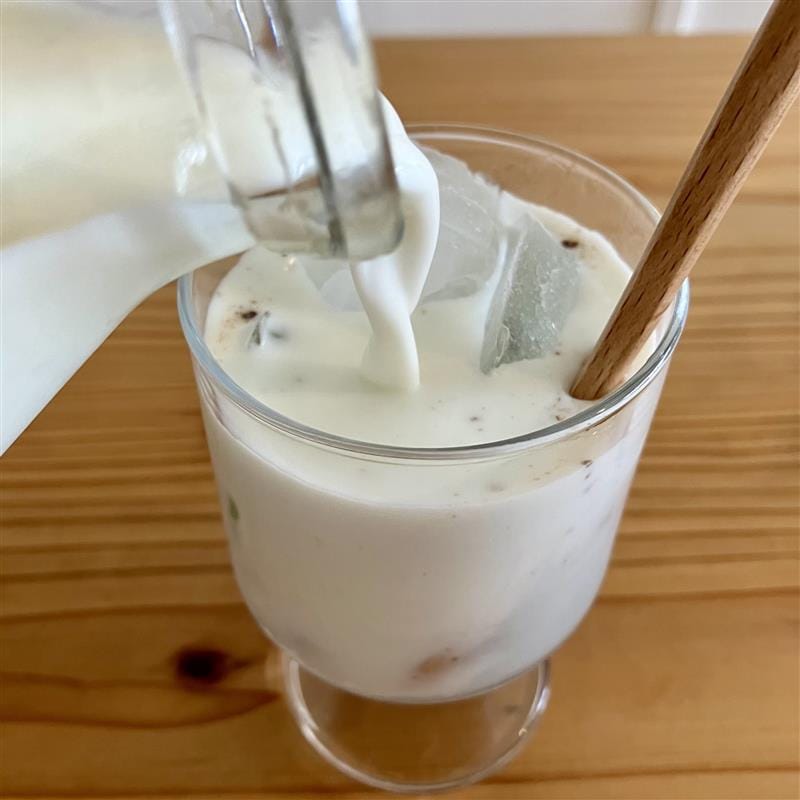 【みのおキューズモール】爽やかな一杯。牛乳で作るチョコミントラテをご紹介。
