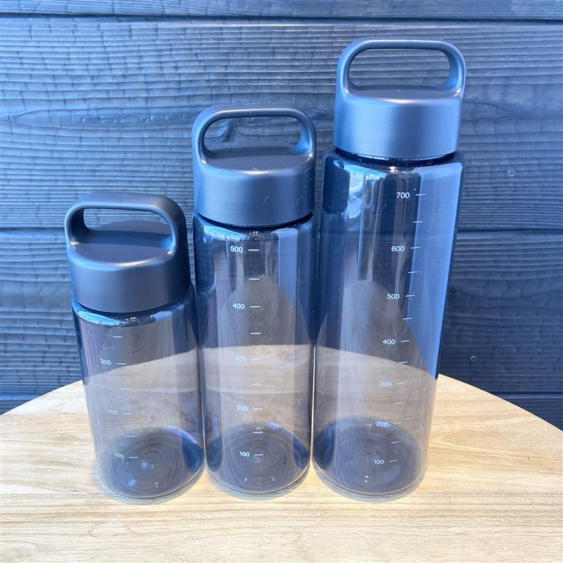 【みのおキューズモール】夏のお出かけに便利なドリンクボトル