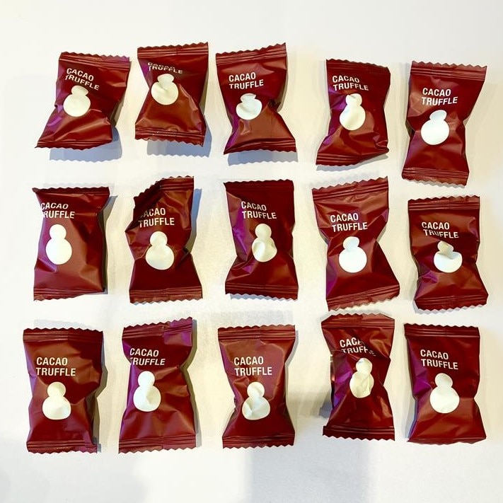 【みのおキューズモール】クリスマスプレゼントにもおすすめ！「ギフト缶カカオトリュフ カカオニブ」