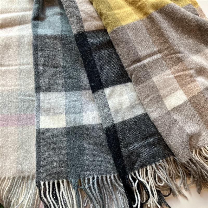 【みのおキューズモール】おしゃれに防寒！「ふっくらウールストール」