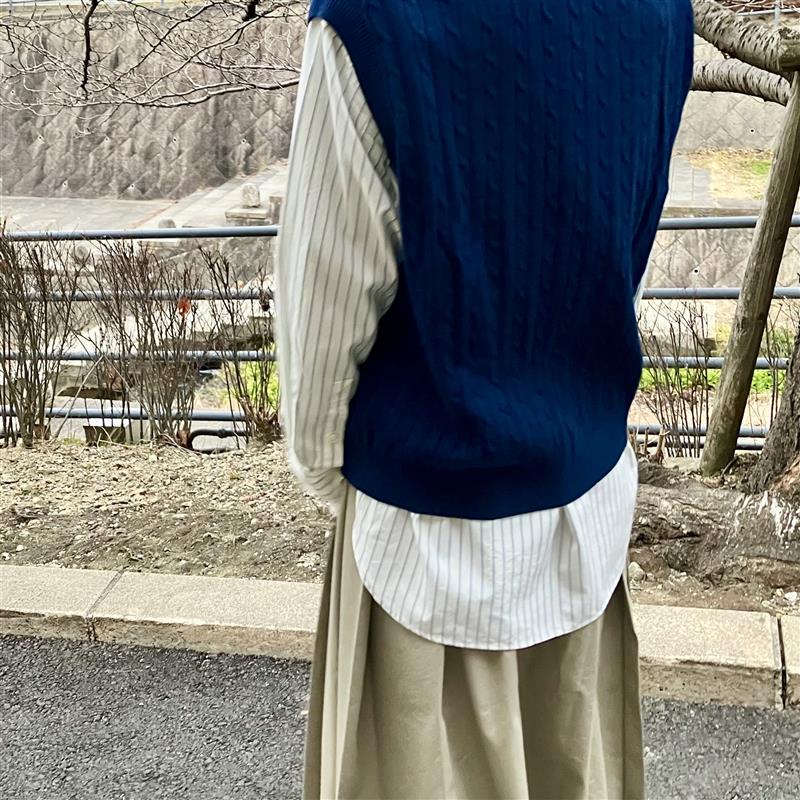 【みのおキューズモール】今から楽しめる春色「ロングシャツ」