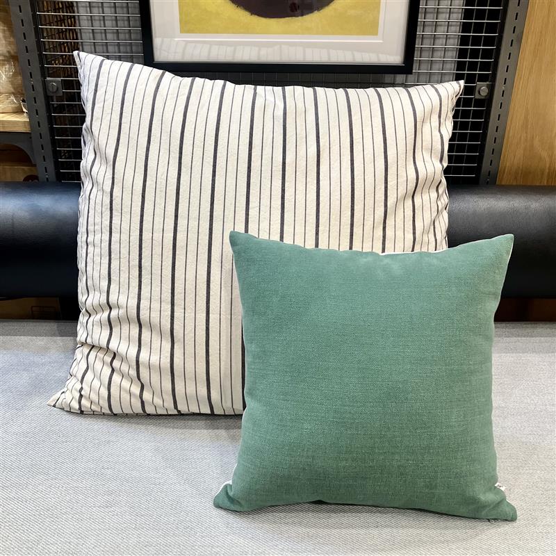 【みのおキューズモール】大判クッション