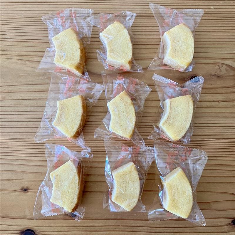 【みのおキューズモール】そのままでも冷やしても。定番人気の厚切りバウム。_CR0IF6
