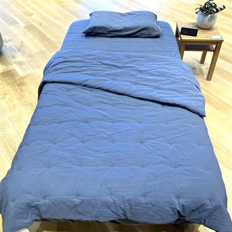 【みのおキューズモール】今の時期から使えるキルト薄掛ふとん_xaSy6O