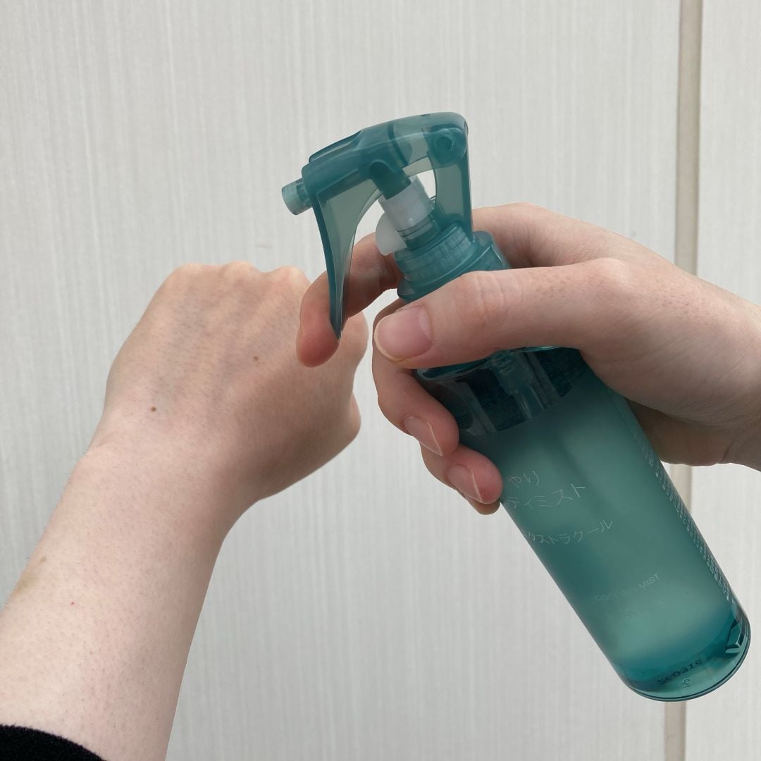 【かみしんプラザ】暑い季節に1つあるとよいひんやりミストのご紹介_99wA00