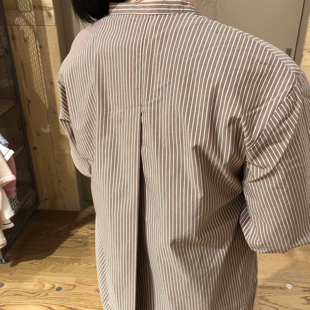 背中のタック