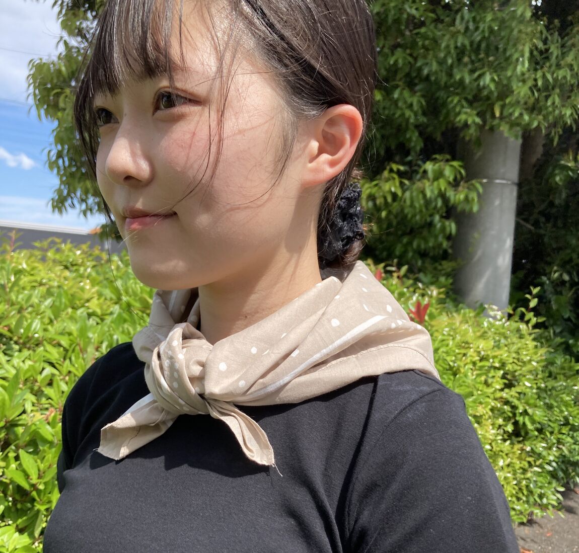 首に付けた写真