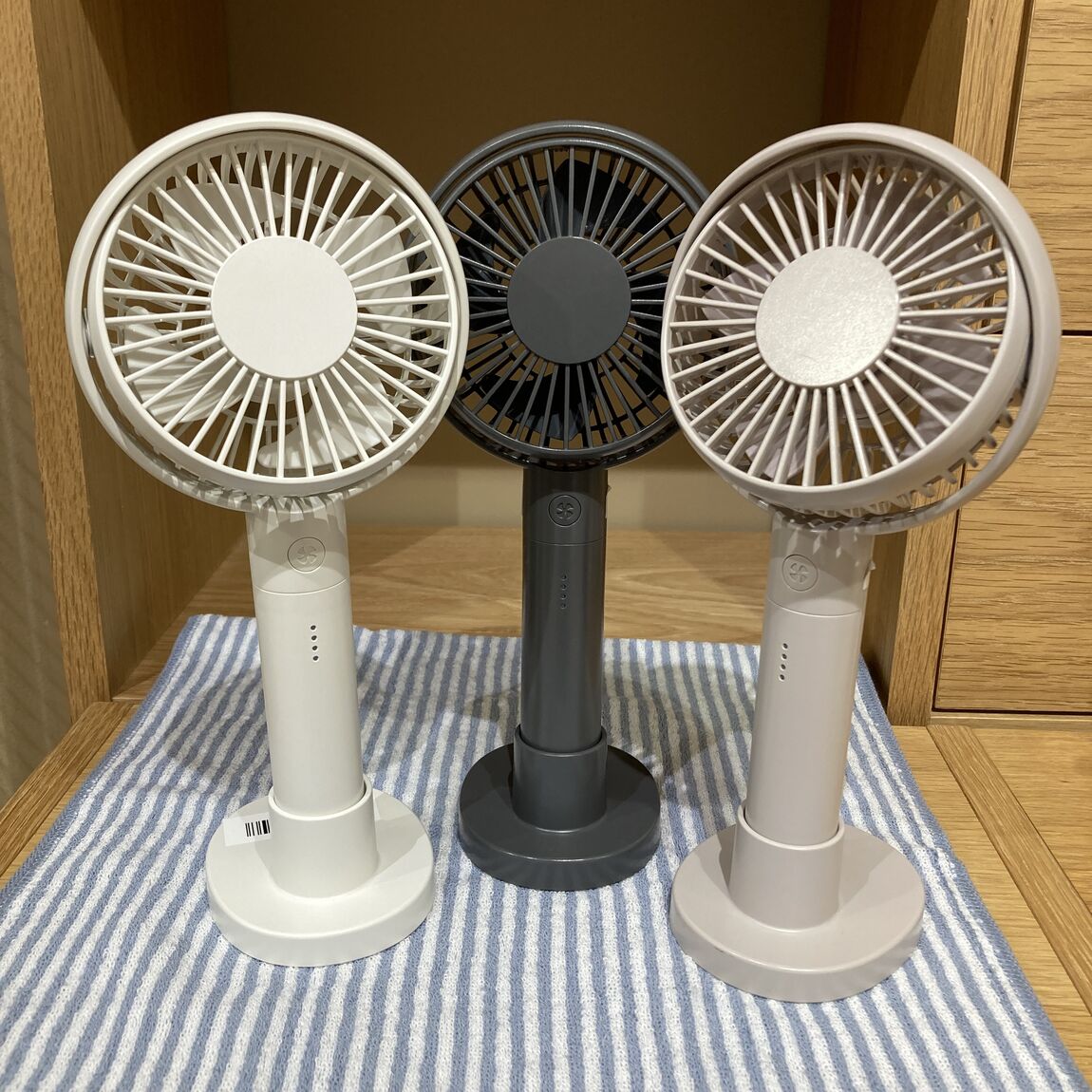 ハンディファンが3つ並んだ写真