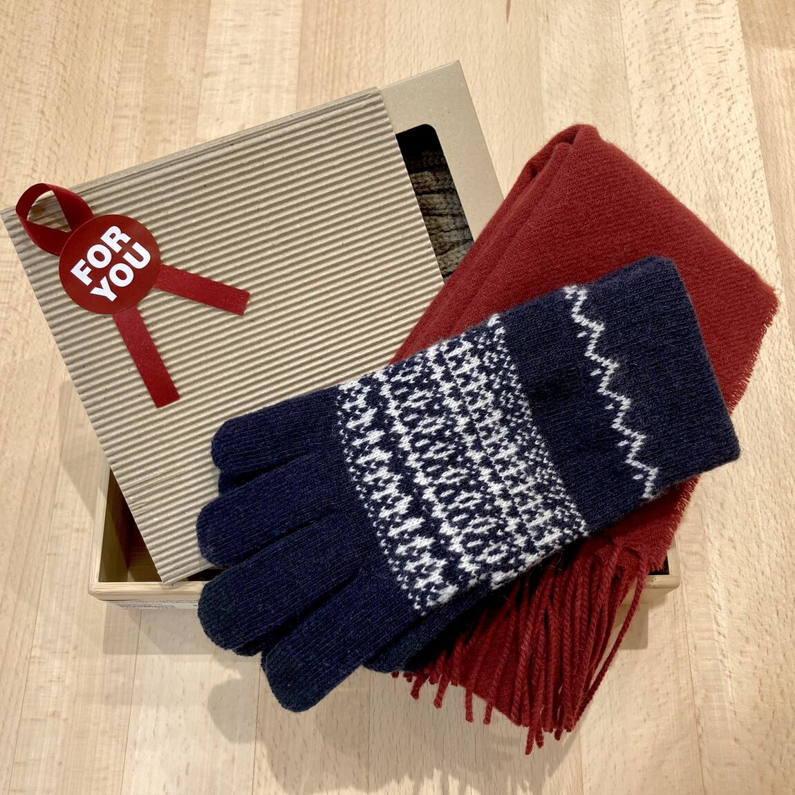 マフラーと手袋ギフト例