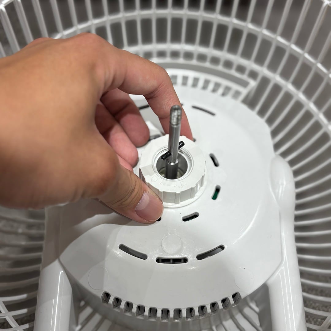 【イオン清水】これからもずっと大活躍！３６０度首振り機能付きサーキュレーター／ 6畳用、18畳用_WG37aU