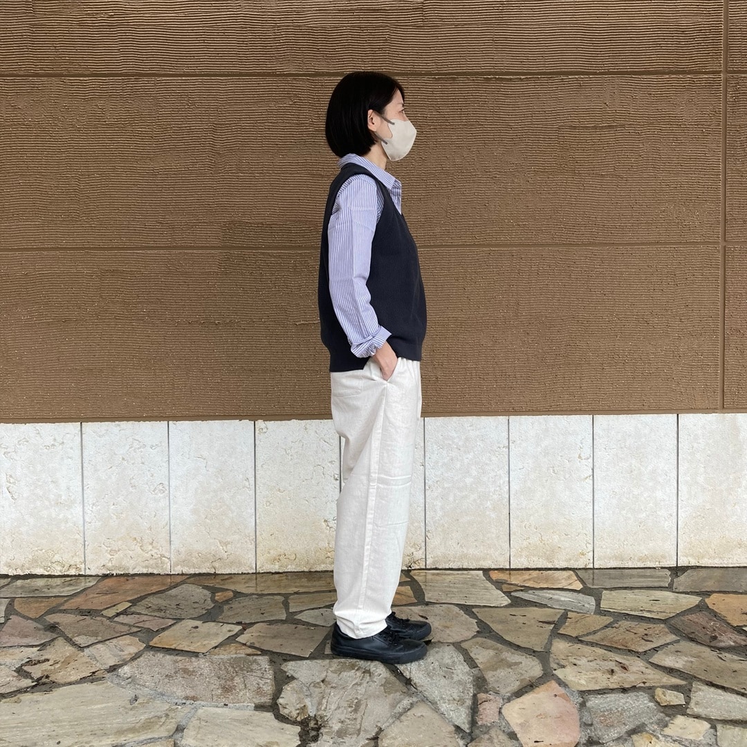 側面姿