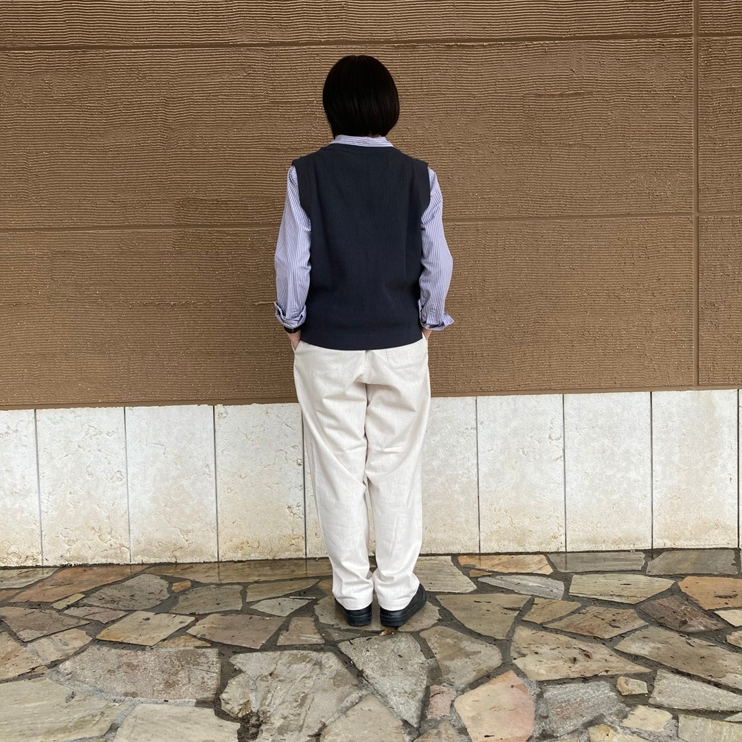 後ろ姿