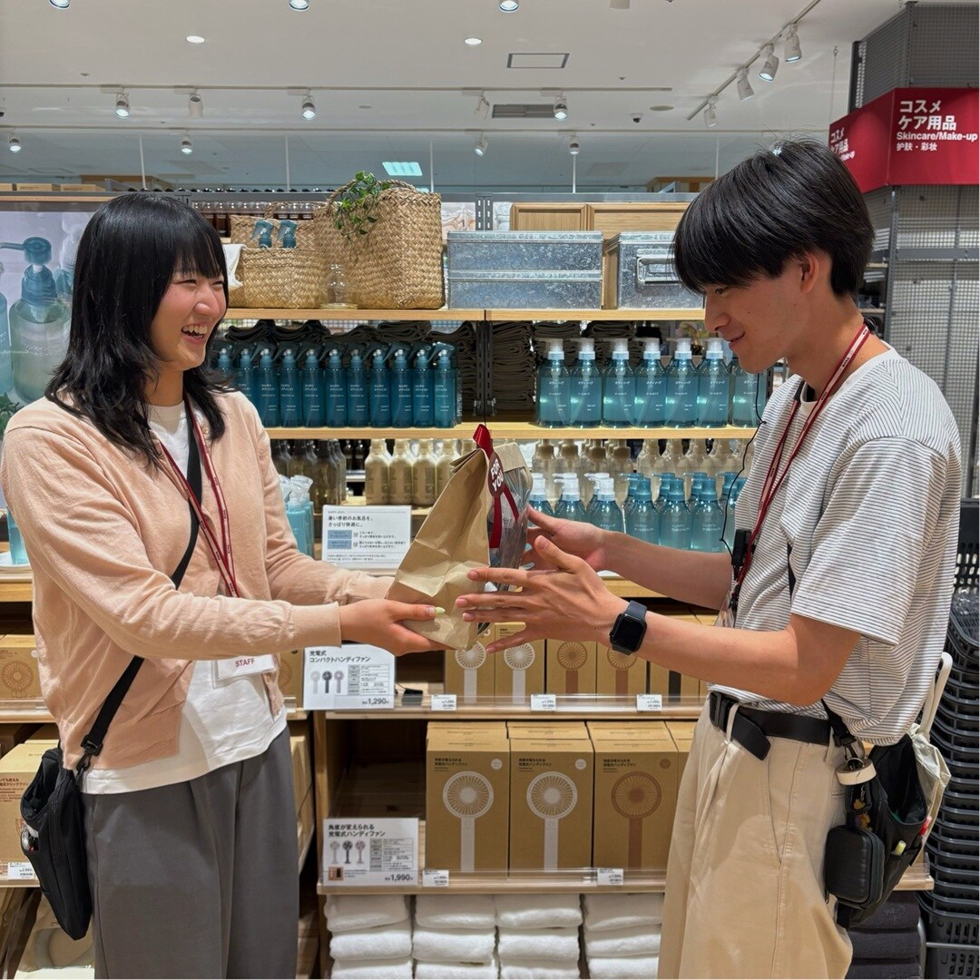 ギフト渡すところ
