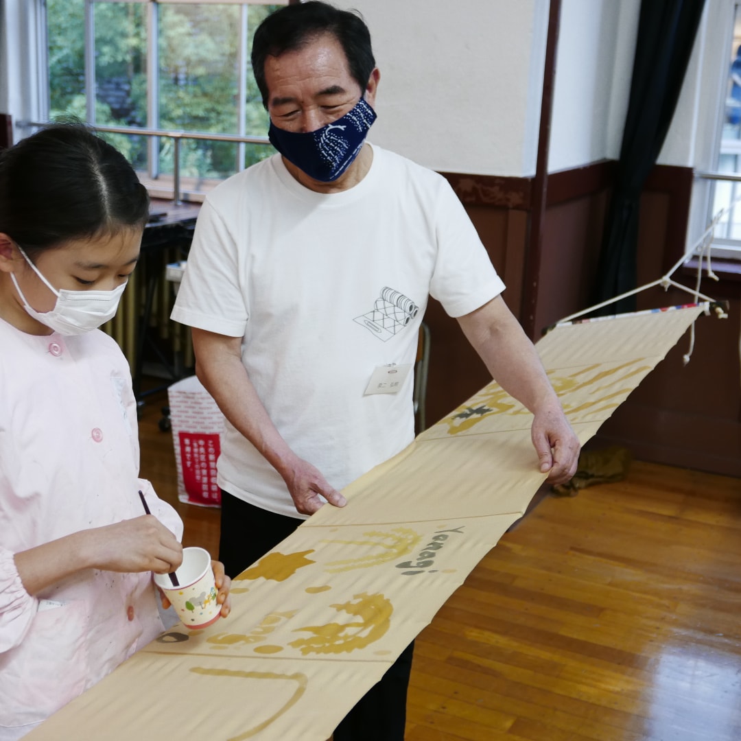 【銀座】銀座もとじ　泰明小学校での『銀座の柳染課外授業』｜銀座（ひと）めぐり