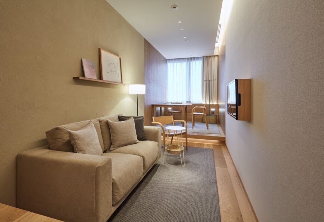 【銀座】MUJI HOTEL GINZA｜インテリアアドバイザー監修 客室のテレワーク専用プラン