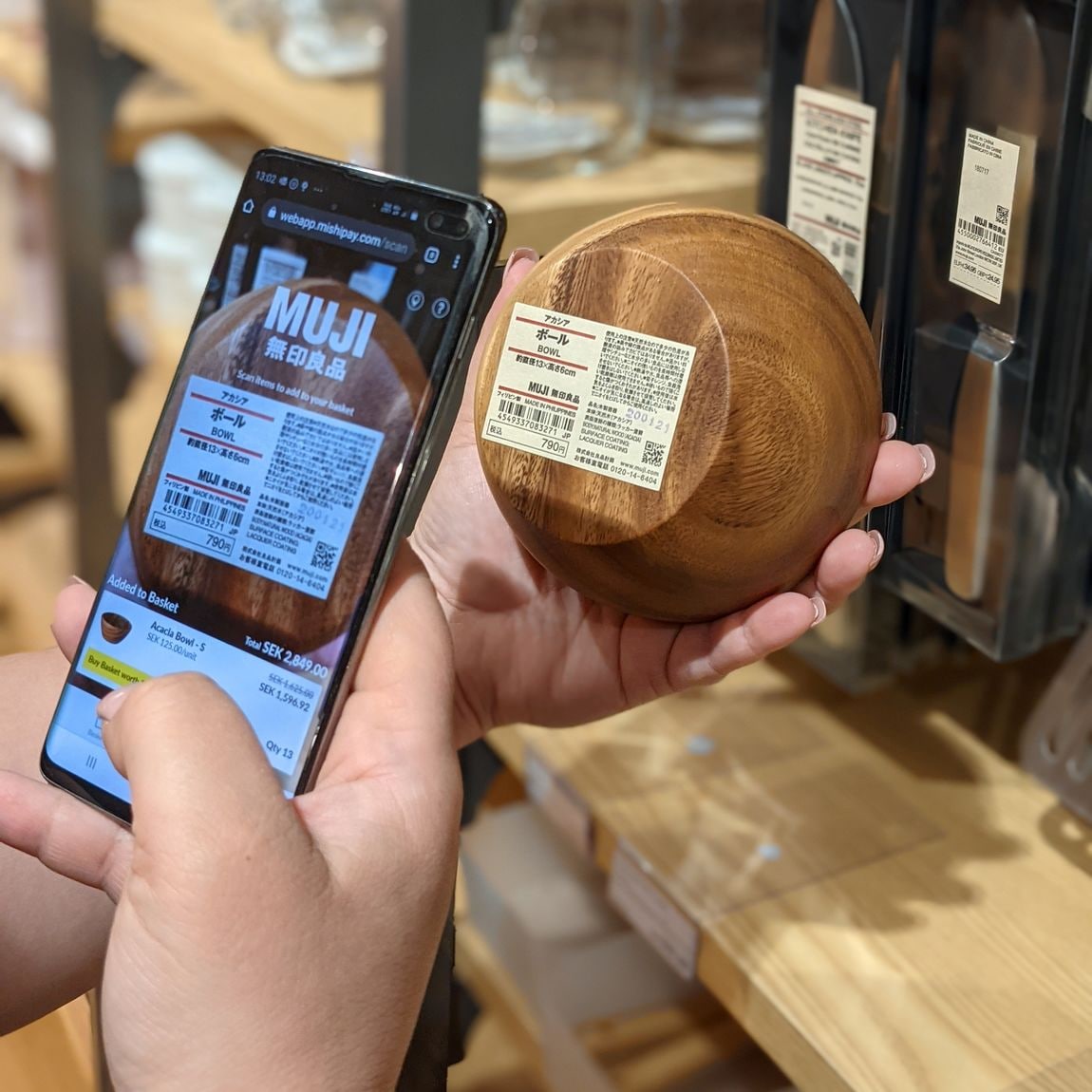 【銀座】「世界の無印良品」紹介 | MUJI SWEDENのMUJI ÅHLÉNS CITY STOCKHOLM旗艦店と地域