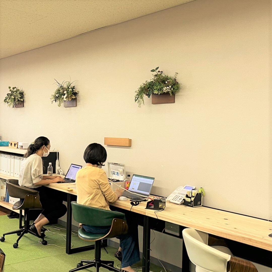 【銀座】日本の木でできた家具を納品しました｜法人様向けサービス