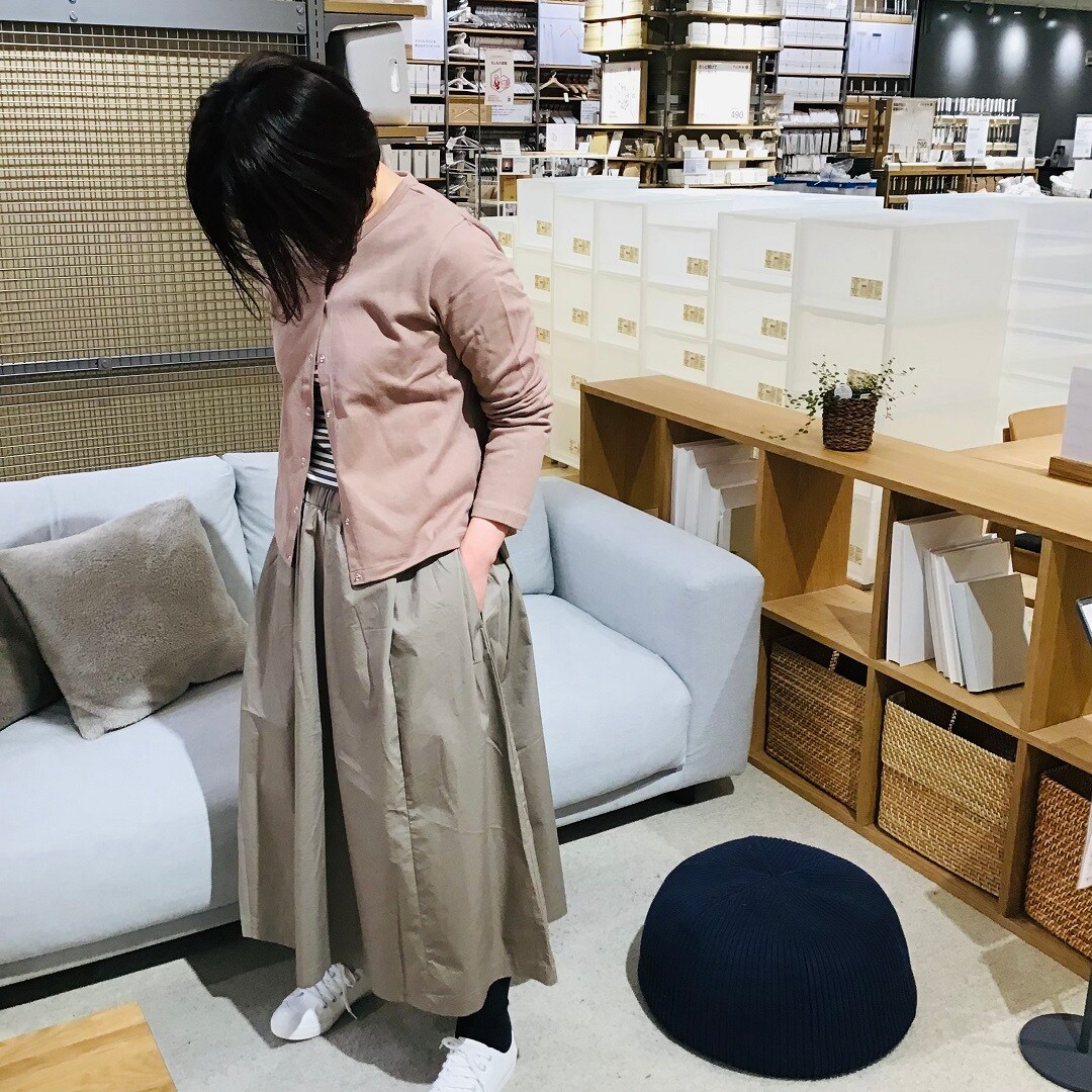 ストレッチ高密度織りスカート