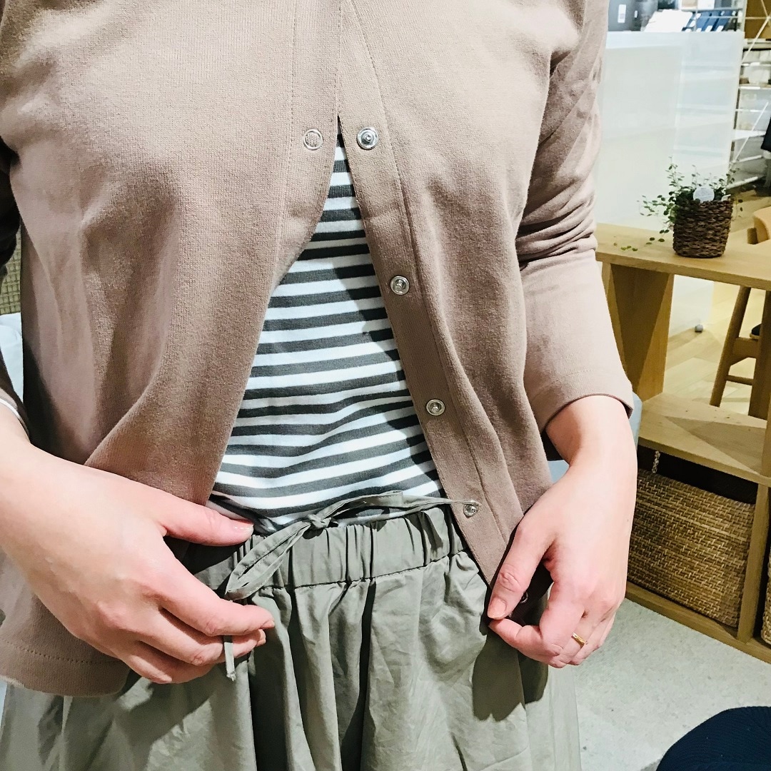 ストレッチ高密度織りタックスカート
