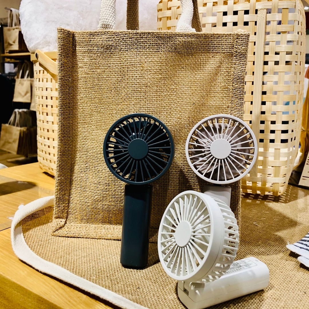 コンパクトハンディファン