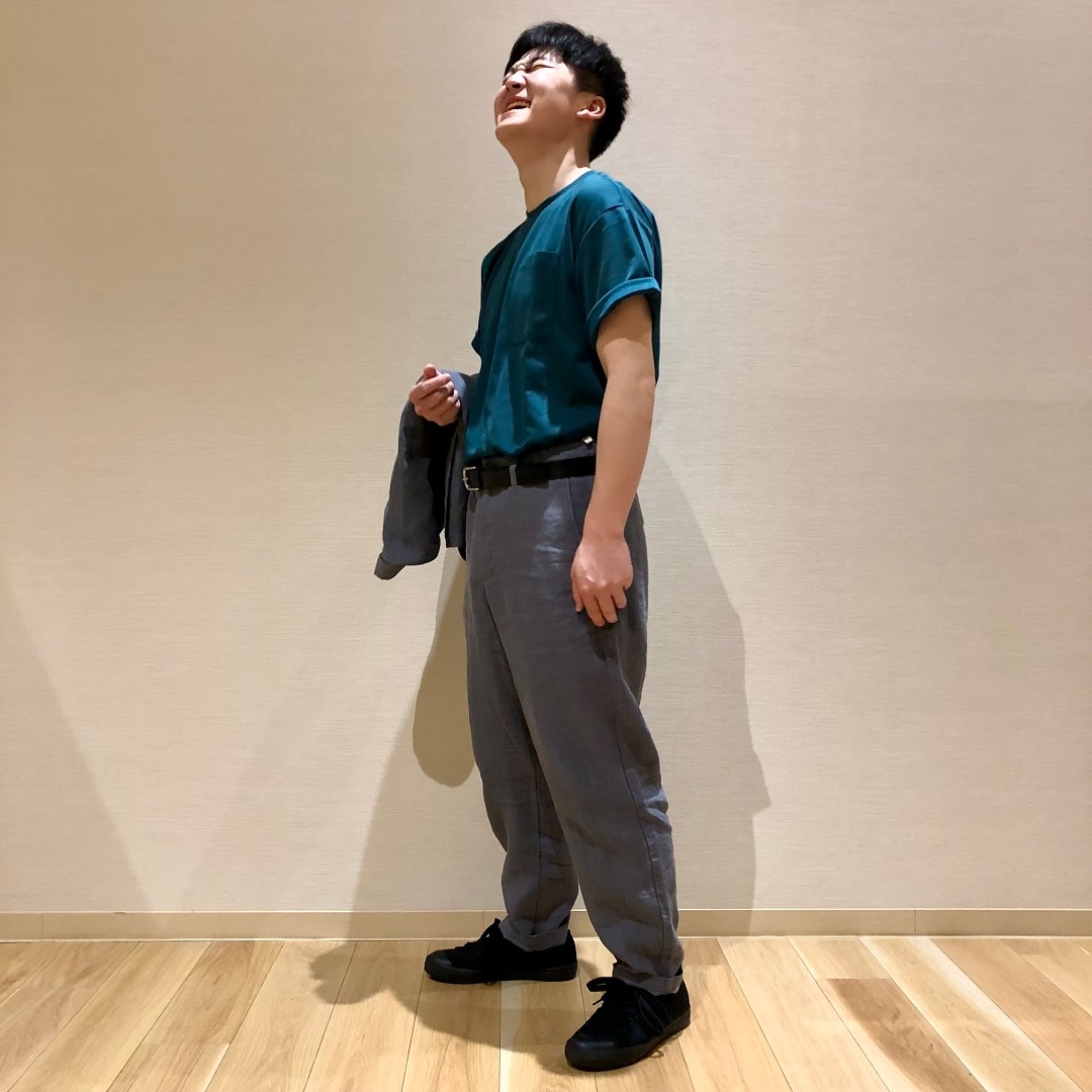 リネンセットアップと涼感UVカットワイド半袖Tシャツ