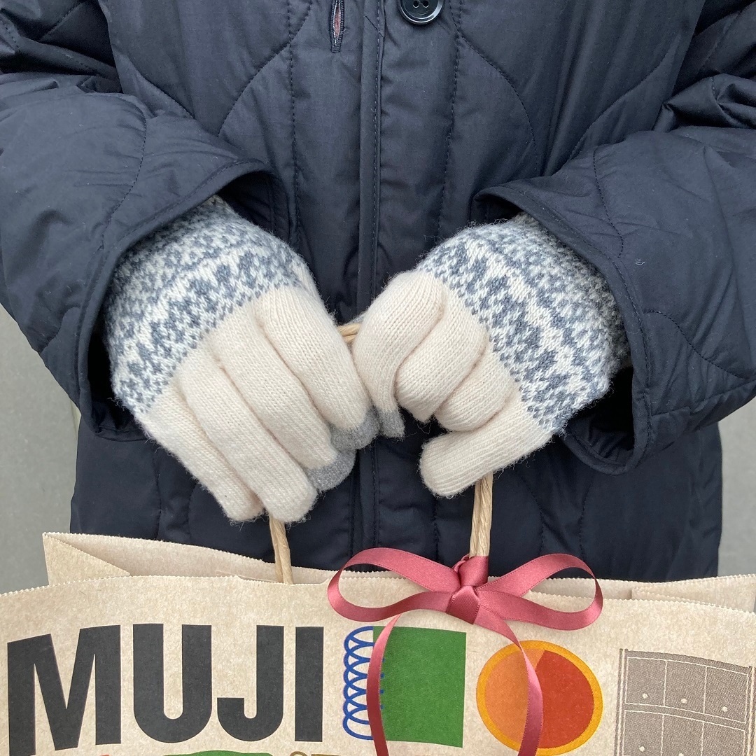 スタッフスナップ④