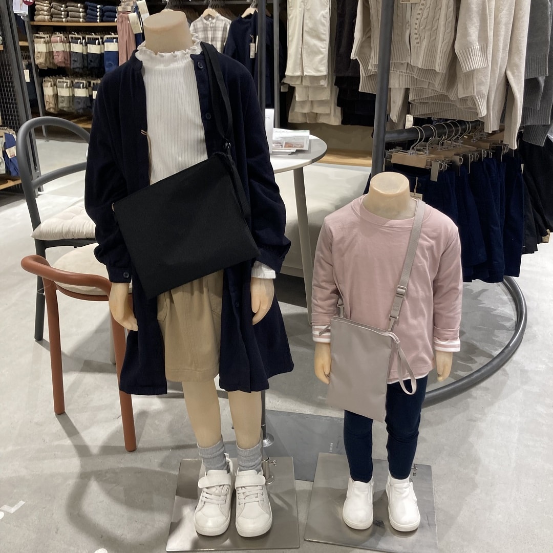 【アスモ高山】お子様の備えにも使えるサコッシュのご紹介