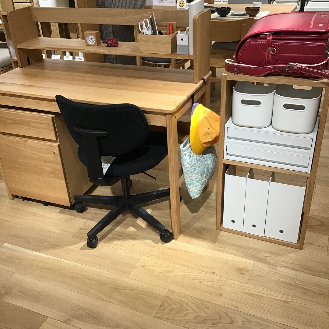 お子様が身支度をしやすくなるような収納用品