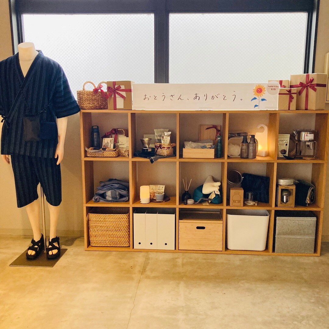 入口父の日ギフト展示