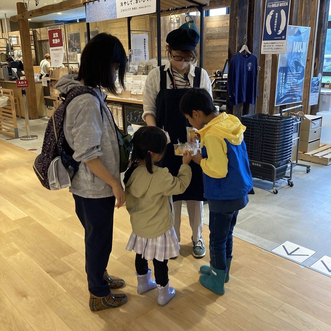 過去の試食会の様子